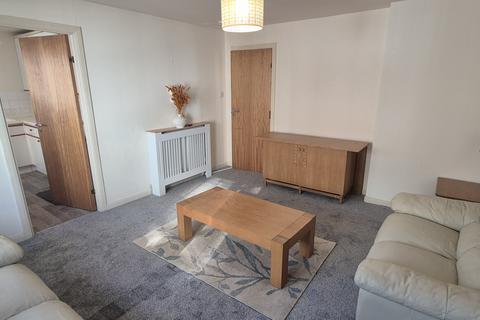 2 bedroom flat to rent, Gordon Street, Aberdeen AB11