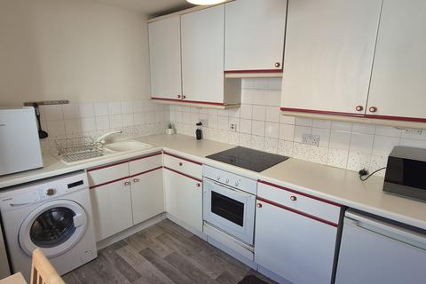 2 bedroom flat to rent, Gordon Street, Aberdeen AB11