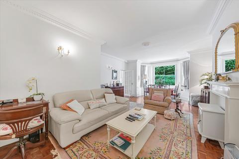 2 bedroom flat to rent, Belsize Park Gardens, London, NW3