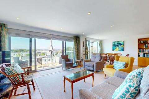2 bedroom apartment for sale, Discovery Road, Mount Wise
