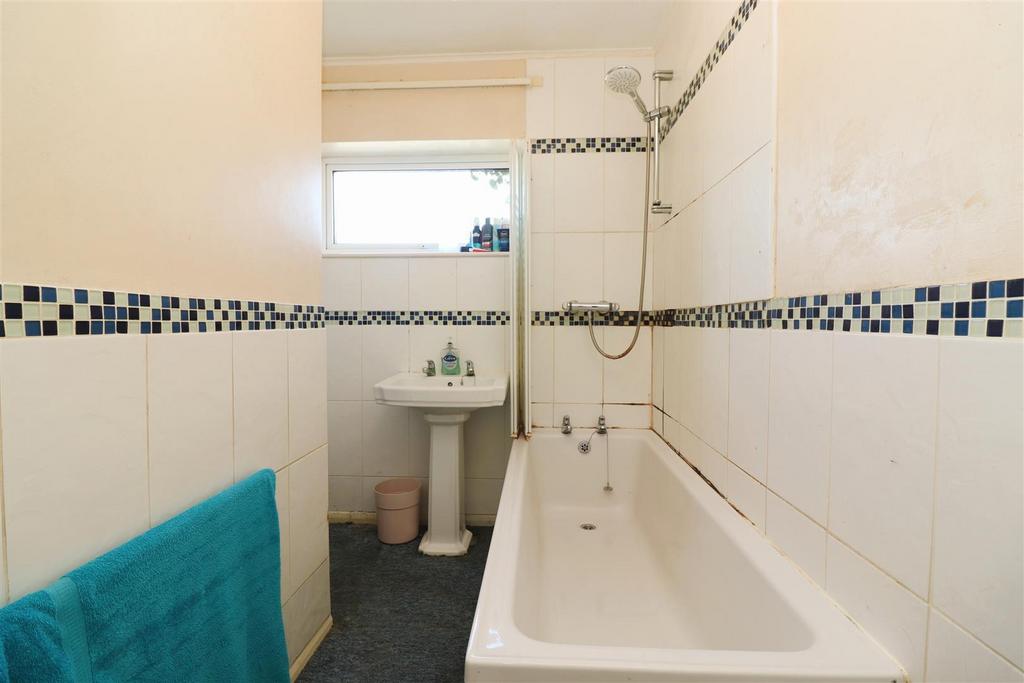 Bathroom / WC