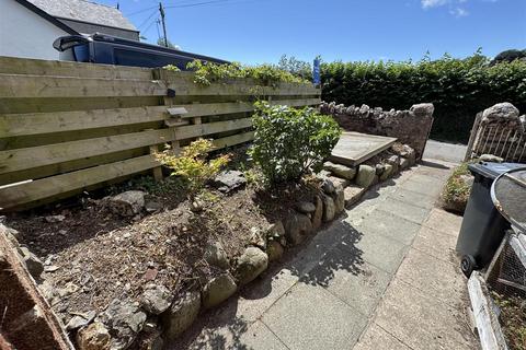 3 bedroom farm house for sale, Fforddlas, Glan Conwy