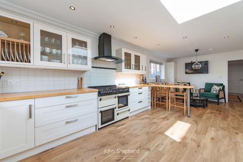 3 bedroom bungalow for sale, Jacey Road, Shirley, Solihull, West Midlands, B90