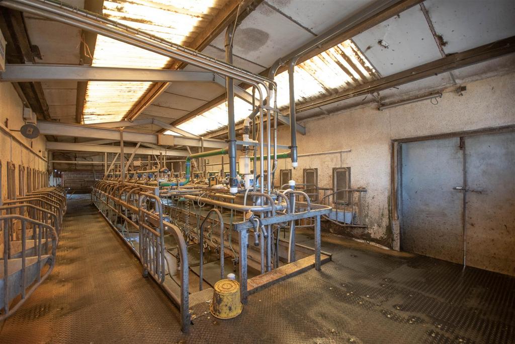 Brooklands Farm