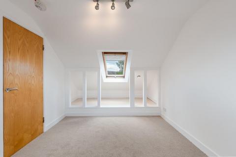 undefined, Woodville Road, Warwick