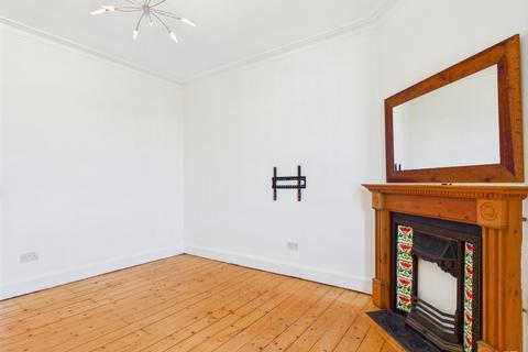 1 bedroom flat to rent, Broughton Road, Broughton, Edinburgh, EH7