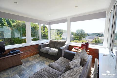 4 bedroom detached bungalow for sale, Blackbridge Drive, Milford Haven