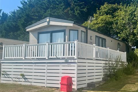 Seabreeze, Shorefield, Near Milford On Sea, Hampshire, SO41