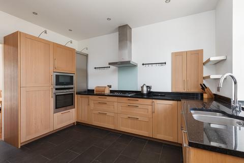 15 Freelands Road, Ratho, Newbridge, EH28 8NP