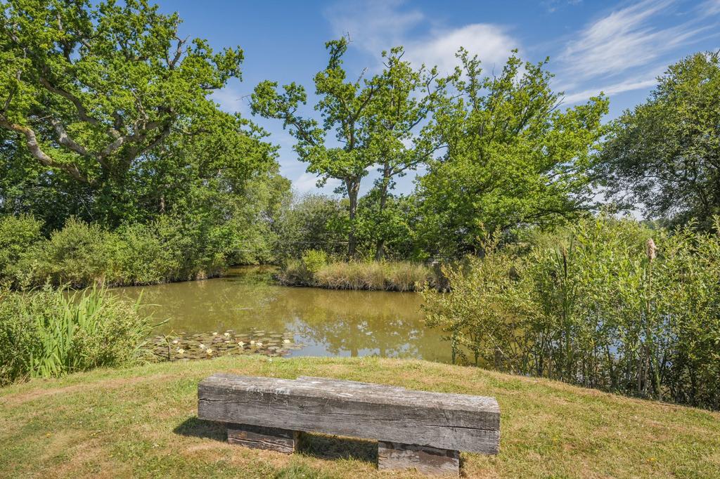 Lakeside Seating