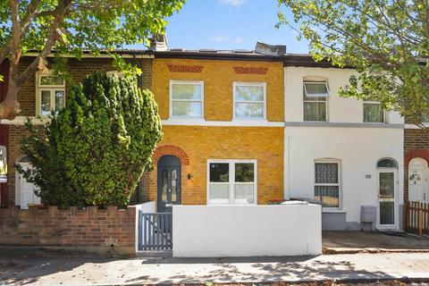 151 Chandos Road, London, E15 1TX