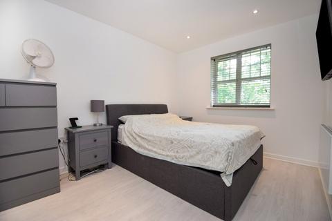 undefined, Suffolk Close, Cippenham, Berkshire, SL1