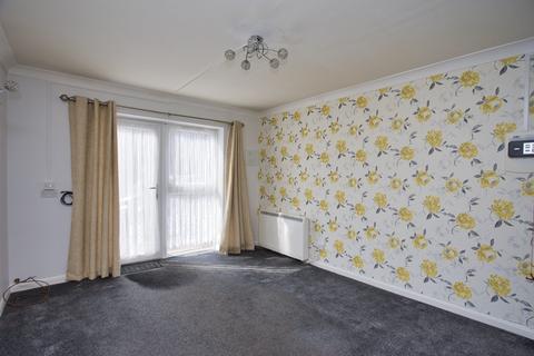 1 bedroom flat for sale, Coombe Valley Road, Dover, Kent, CT17