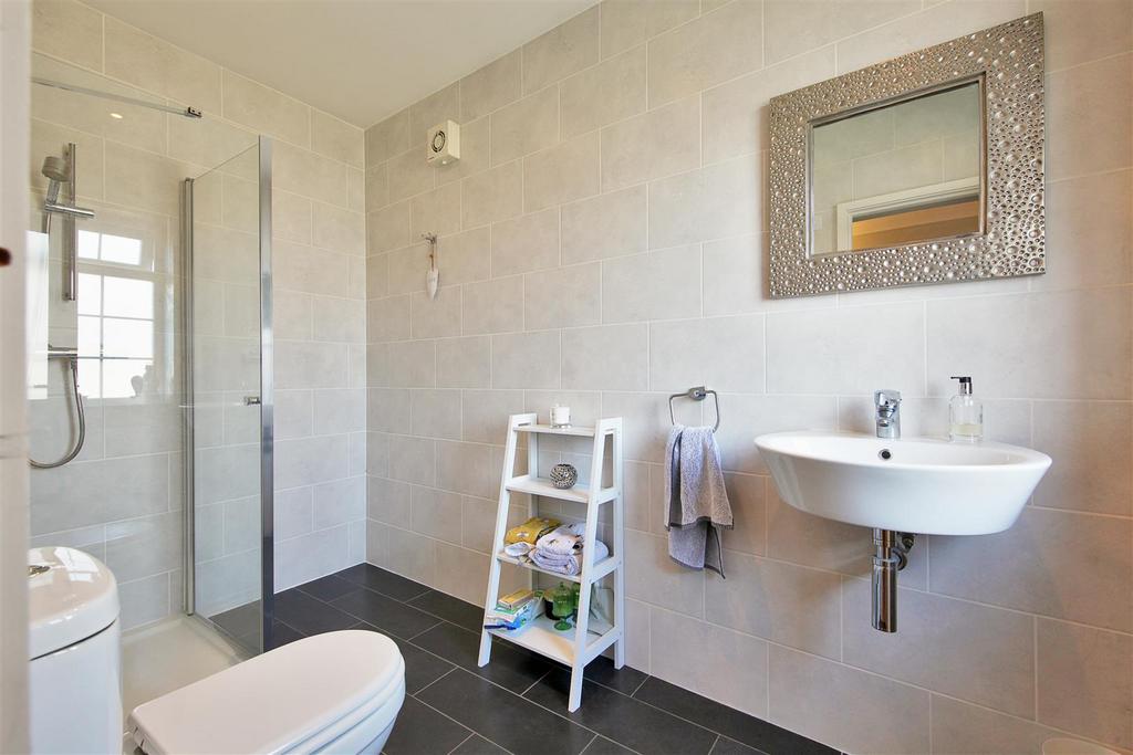 31 Moyne Place - Ugx72 R62 QAn Q4mkixnlo.jpg