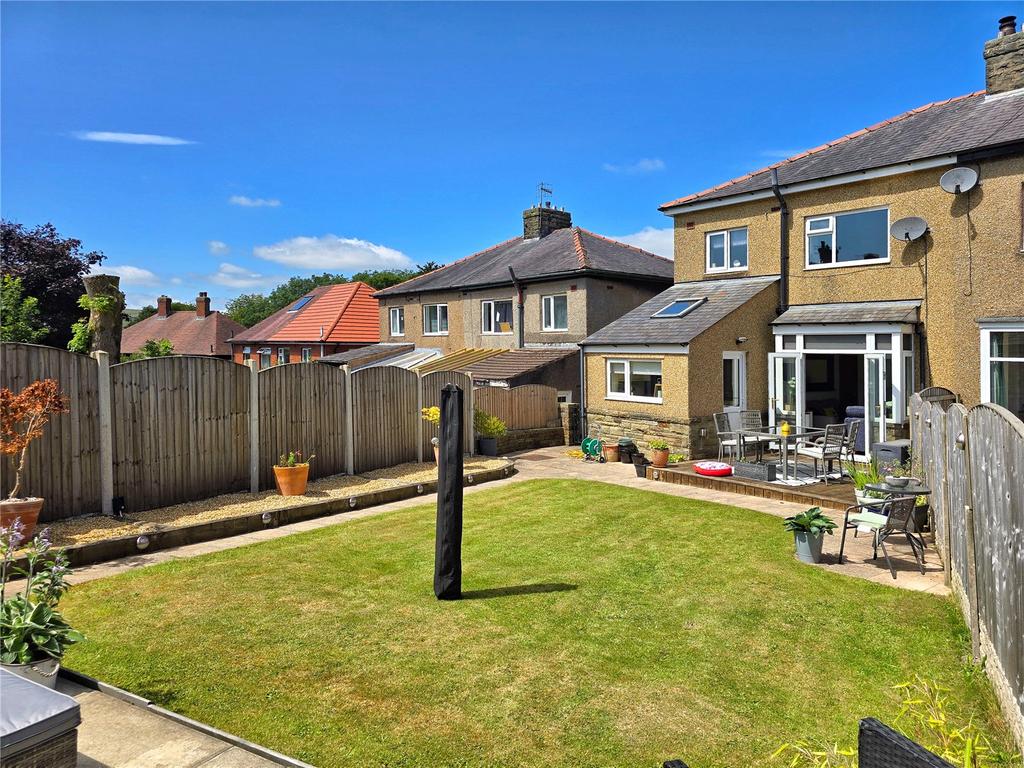 Large Lawn