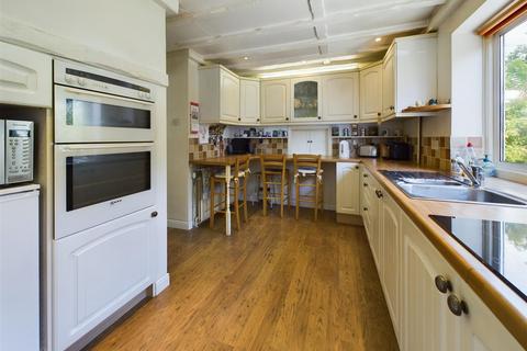 4 bedroom semi-detached house for sale, Molesey Road, West Molesey