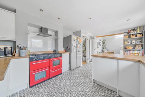 66 Fairfield Road, Exeter, EX2 8UF