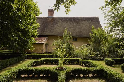 undefined, Tanyard, Great Ellingham, Norfolk