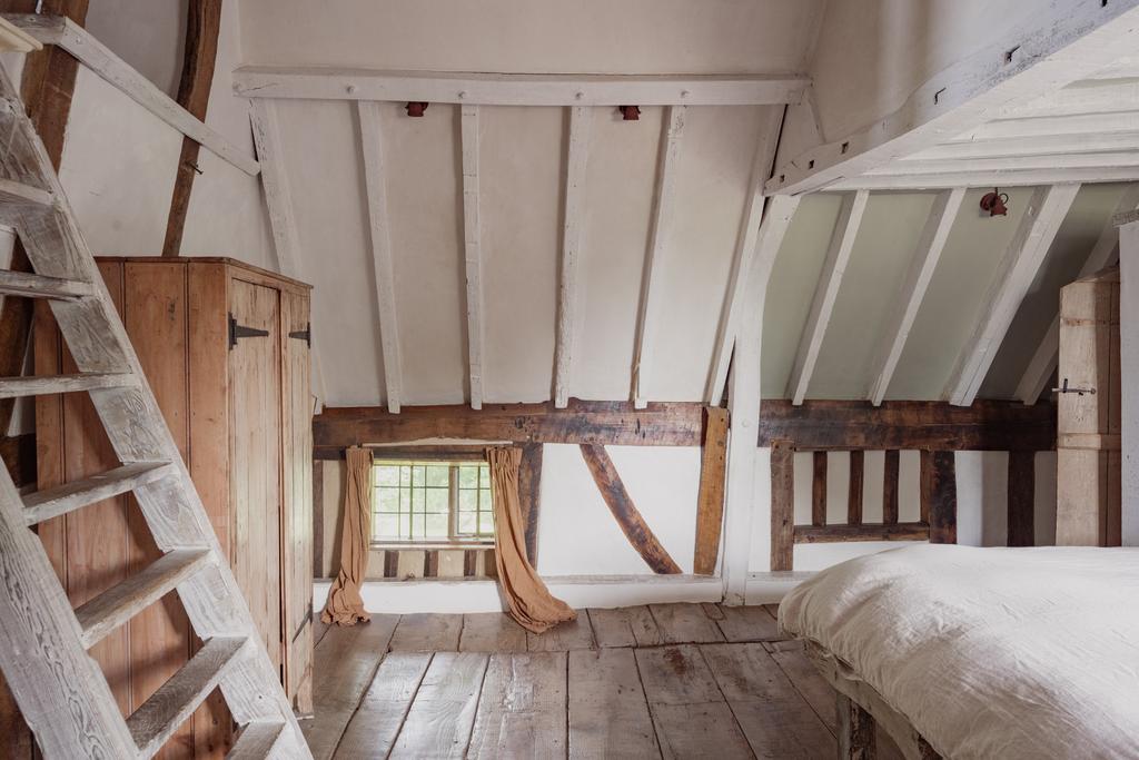 294293 - Tanyard Farmhouse, Great Ellingham-21.jpg