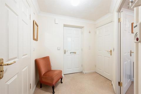 1 bedroom retirement property for sale, Queens Road, Belmont, Sutton