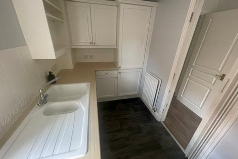 2 bedroom flat to rent, Horsley Road, Streetly, Sutton Coldfield, B74