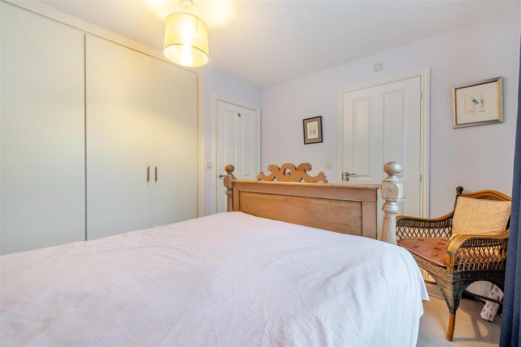 8655519-interior19.jpg