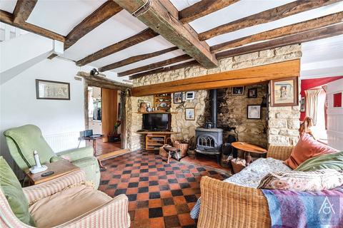 6 bedroom semi-detached house for sale, Church End, Buckingham MK18