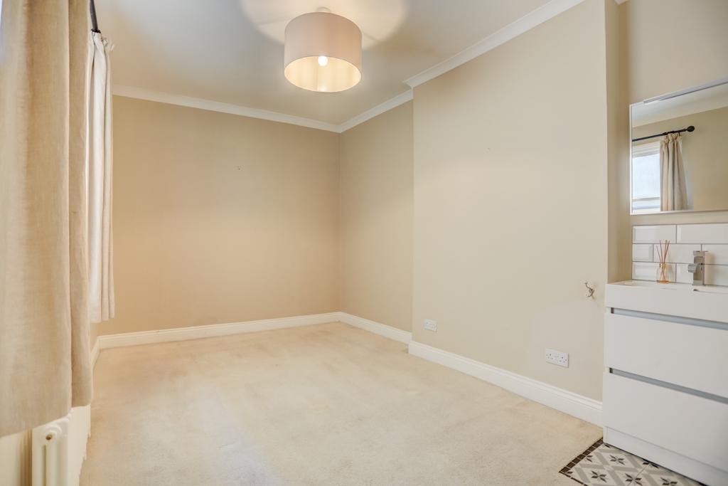 Bedroom3a