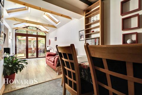 15 Somerleyton Road, Lowestoft, NR32 4RB