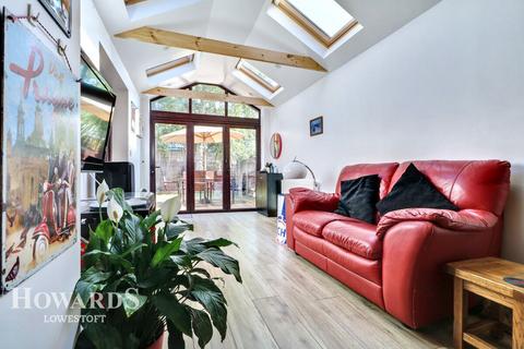 15 Somerleyton Road, Lowestoft, NR32 4RB