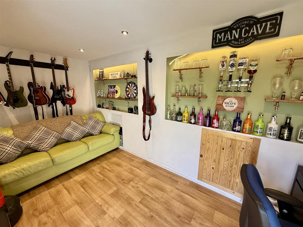 Garden room