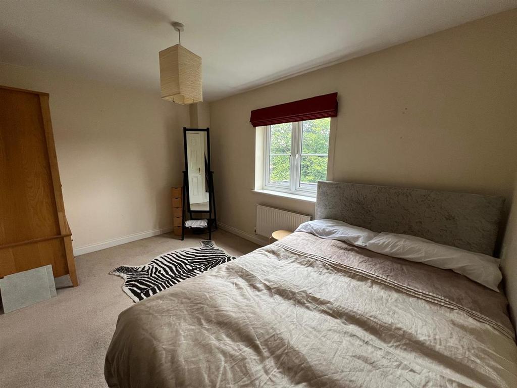 Double Bedroom 1