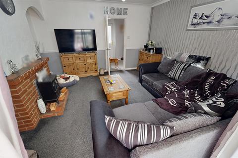 3 bedroom semi-detached house for sale, Bringhurst Road, Leicester LE3