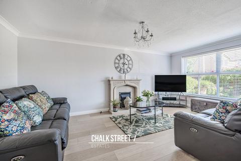 5 bedroom detached house for sale, Bancroft Chase, Hornchurch, RM12