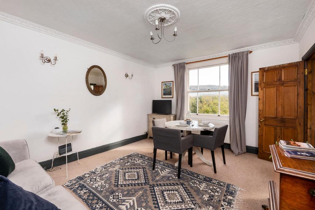 Flat 3, 2 Kensington Place, Bath, BA1 6 AW-2.jpg
