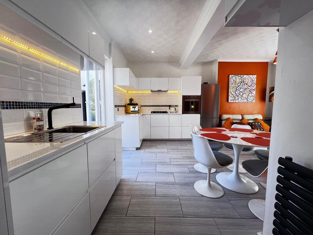 Kitchen Breakfast Room