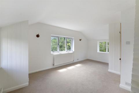 4 bedroom detached house for sale, Queen Street, Paddock Wood