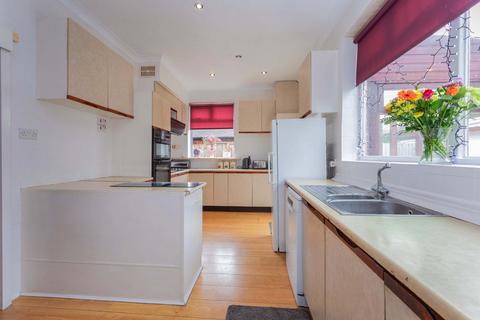undefined, Harcourt Road, Dorney Reach SL6