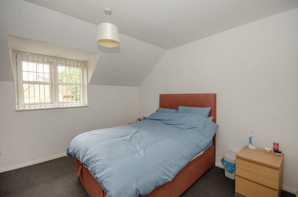 Bedroom 1.jpg