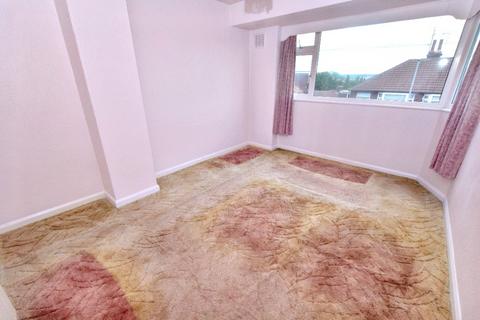 3 bedroom semi-detached house for sale, Armley Grange Walk, Leeds, West Yorkshire