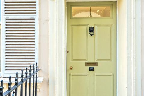 2 bedroom maisonette for sale, St. James's Square, Bath, BA1