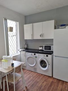 House share to rent, Fazakerley Road, Walton, L9