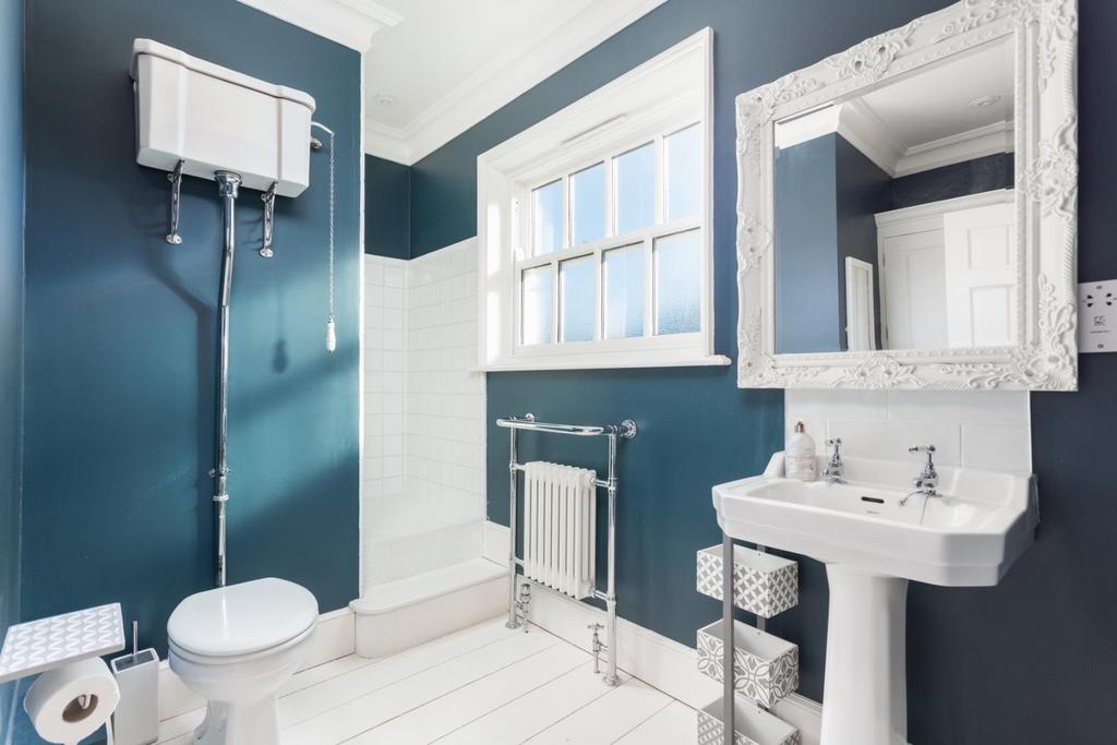 Ensuite Shower Room
