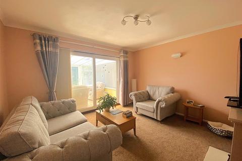 2 bedroom detached bungalow for sale, Claxton Road, Bexhill