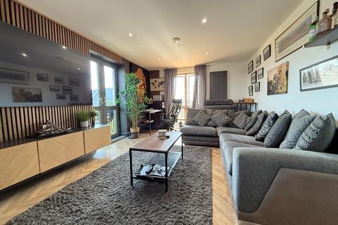 2 bedroom apartment for sale, High Street, Northampton NN5