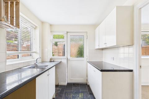 3 bedroom semi-detached house for sale, Nuthatch Close, Billericay, Essex, CM11