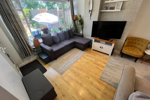 4 bedroom end of terrace house for sale, Swasedale Walk, Luton, Bedfordshire, LU3 2UT