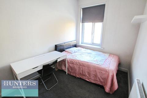 1 bedroom in a house share to rent, Claremont Villas, Claremont Terrace Little Horton, Bradford, West Yorkshire, BD5