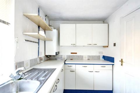 2 bedroom flat for sale, 54 Penn Drive, Denham, Uxbridge, Middlesex, UB9 5JR