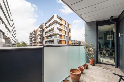 Hawthorne Crescent, London, SE10